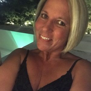 Meet your Posher, Michele